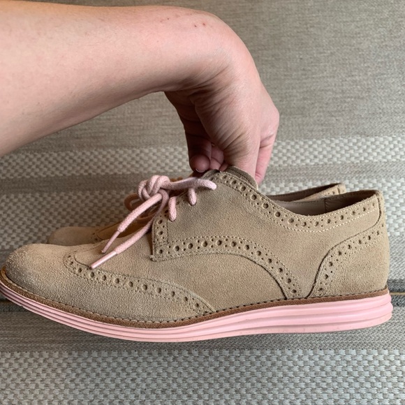 Cole Haan Oxfords size 6. - Picture 5 of 5